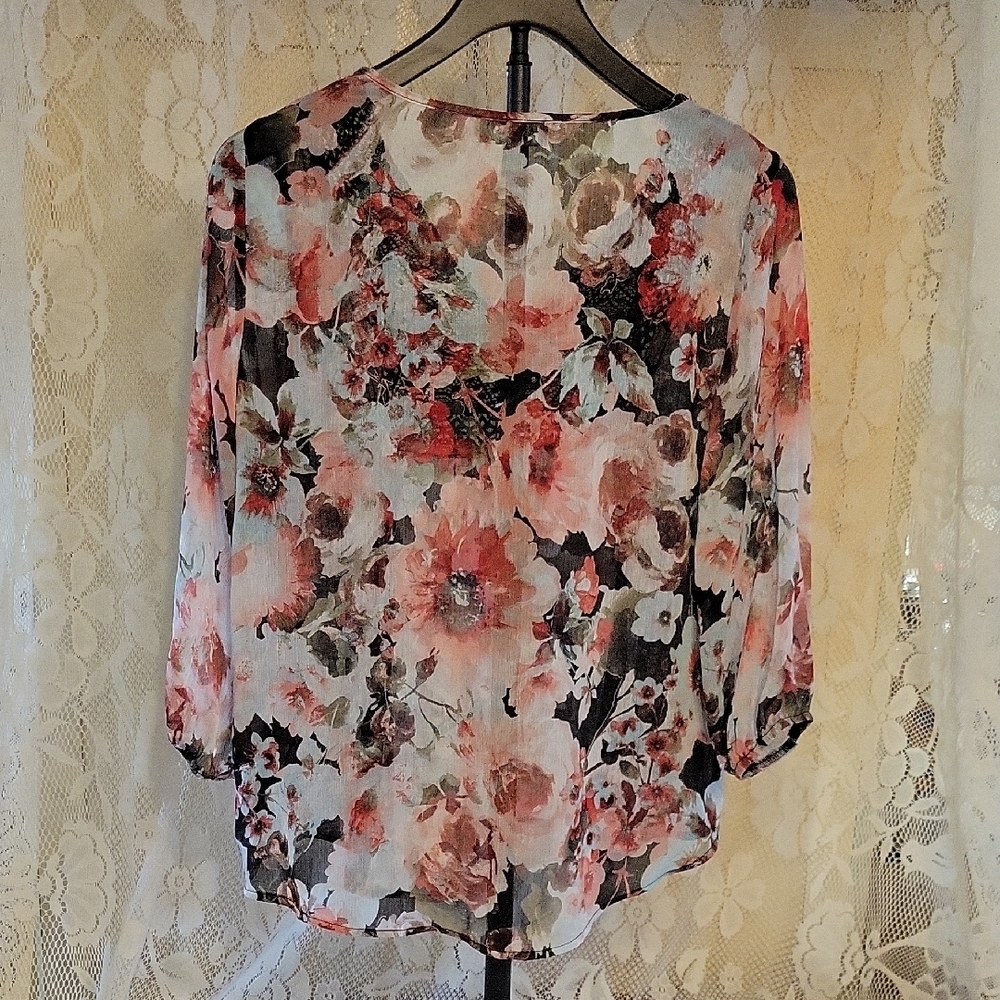 A. Byer Floral Chiffon Blouse with Lace - Picture 3 of 5